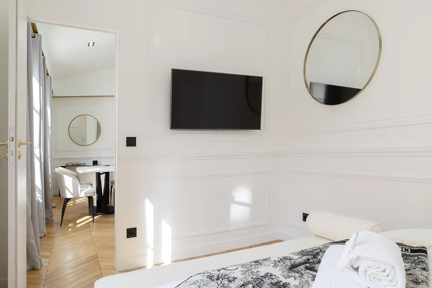 Pick A Flat'S Apartment In Le Marais - Rue Filles Du Calvaire Paris France